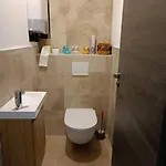 Bas De Avec Piscine