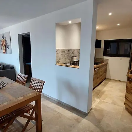 Bas De Avec Piscine * Moltifao