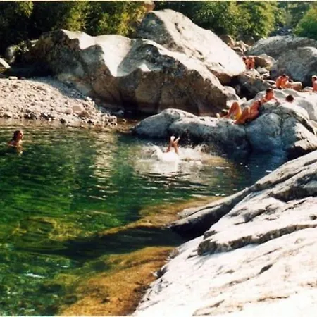 度假居 Bas De Avec Piscine