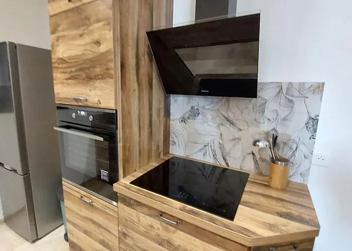 Bas De Avec Piscine * Moltifao