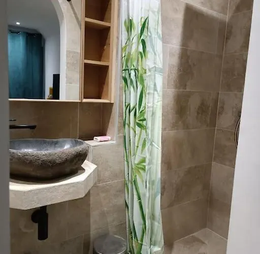 Bas De Avec Piscine Prázdninový dům