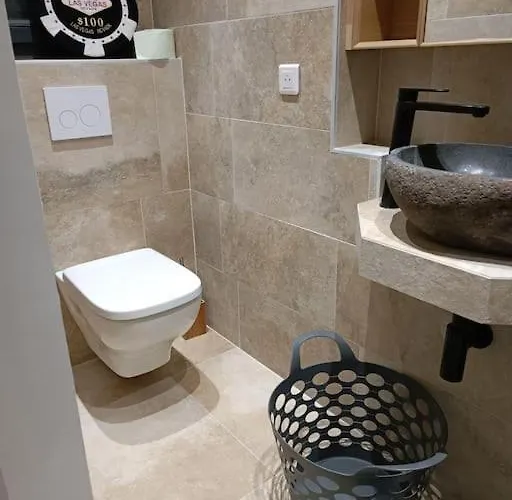 Prázdninový dům Bas De Avec Piscine Moltifao